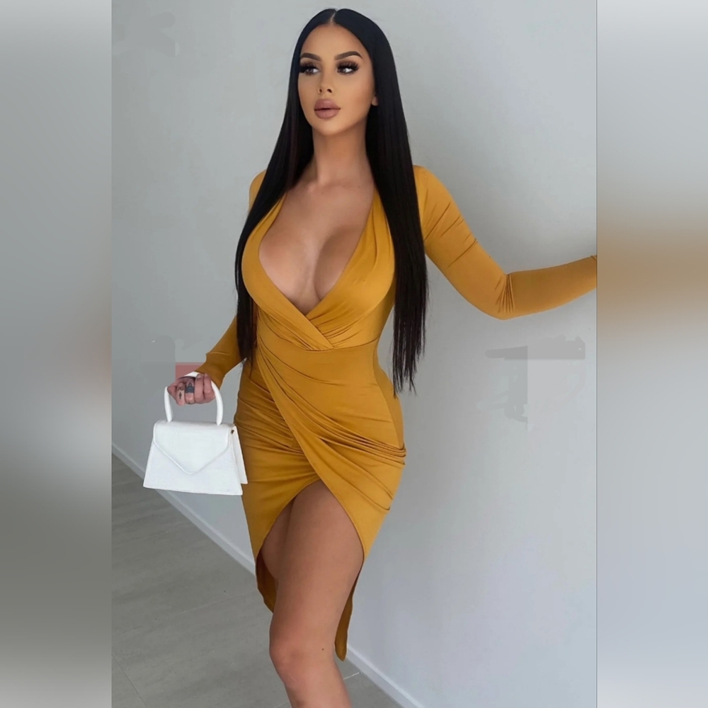 💛 FASHION NOVA EYES ON ME DRESS SIZE M NWT